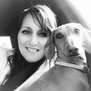 Meet your Posher, Dee